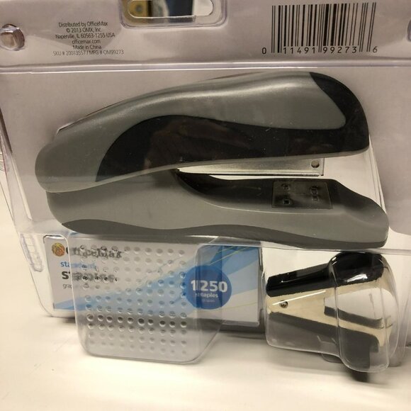 OFFICEMAX HALFSTRIP STAPLER SET‎ NEW WITH TAG - Picture 4 of 6